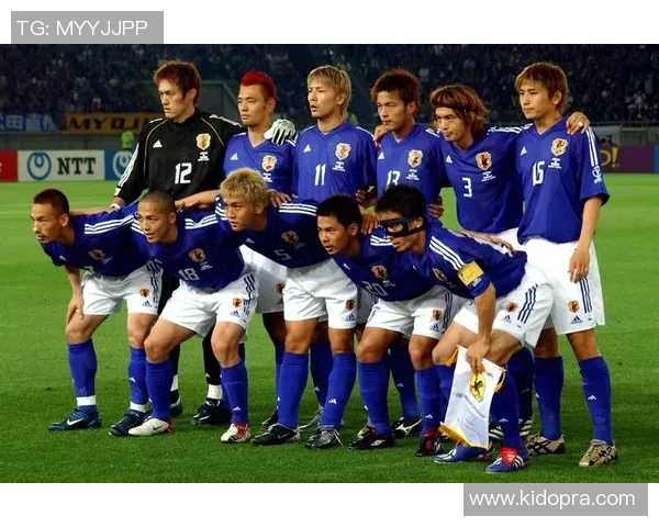 成都羽毛球队在世界杯积分榜上以56分稳居第一名展现强大实力