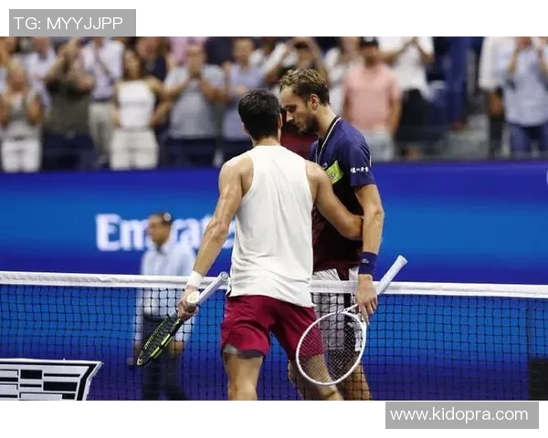 杭州网球队与西安网球队实力对比赛后复盘分析与总结